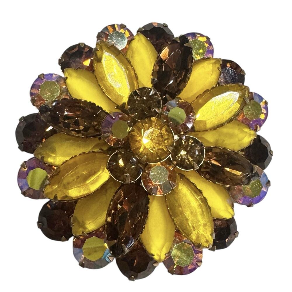 Vintage Floral Daisy Brooch Yellow Brown Rhinestones